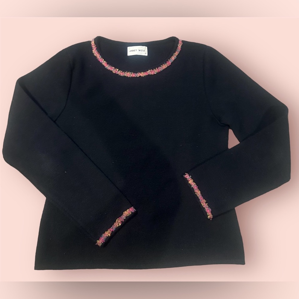 Vintage Long Sleeve Semi fitted Janet Wise Sweater, Made in Argentina
